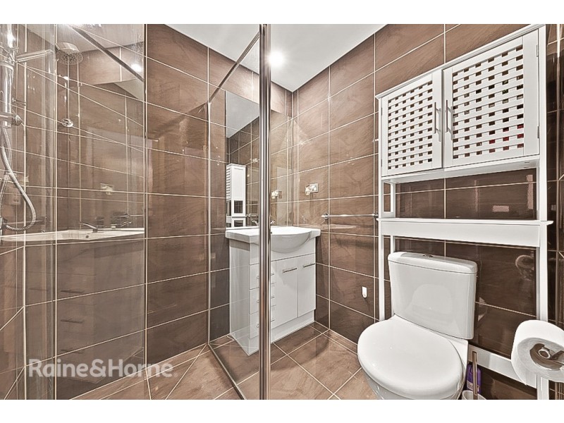51 GILLESPIE ROAD, St Albans VIC 3021