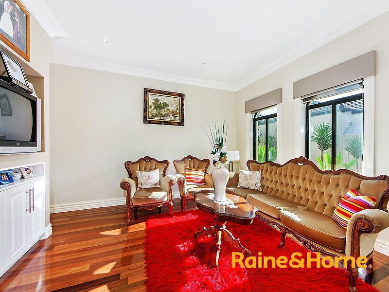 2A GEORGE STREET, St Albans VIC 3021