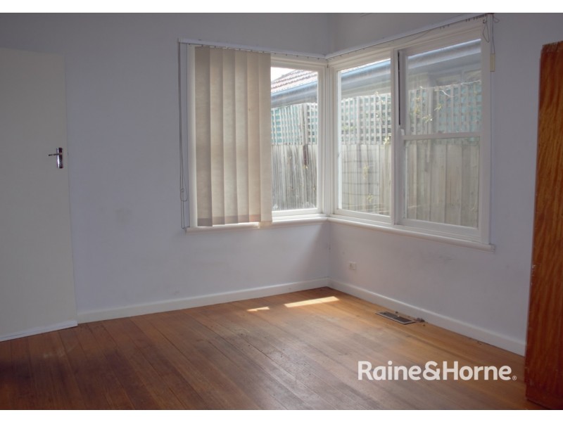 11 Elizabeth Street, St Albans VIC 3021