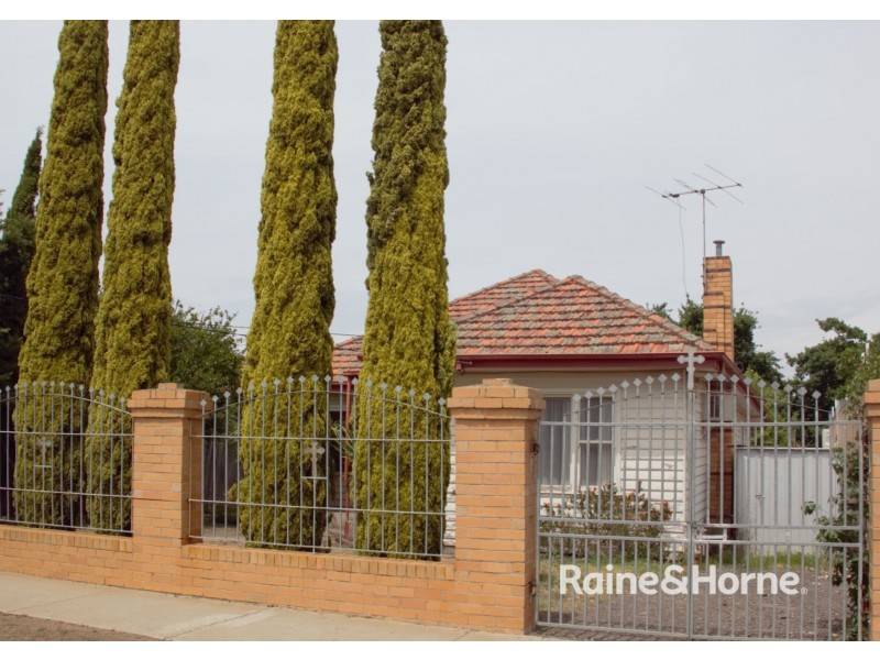 11 Elizabeth Street, St Albans VIC 3021
