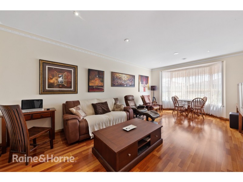 1 DRAGON WAY, Kings Park VIC 3021