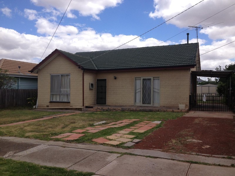 9 Cobham Street, St Albans VIC 3021