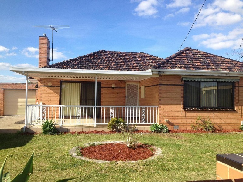 18 Grant Street, St Albans VIC 3021