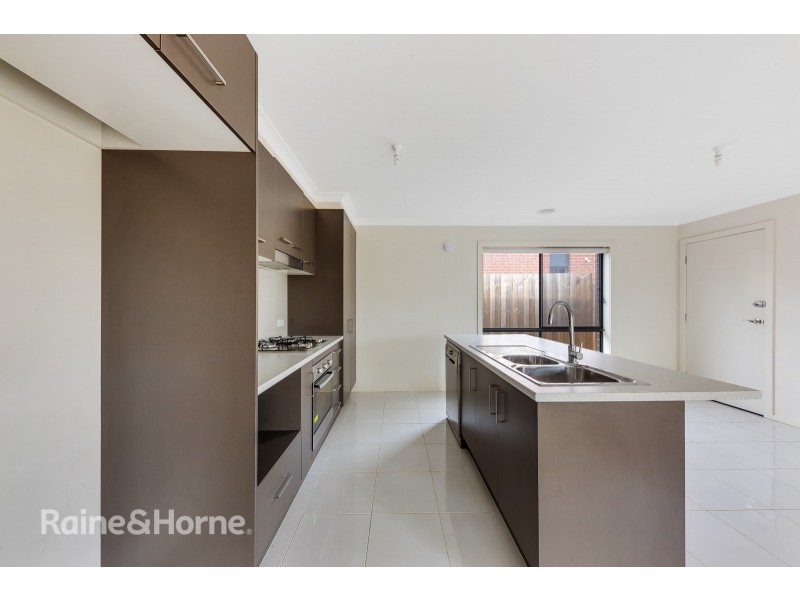 87 McCann Drive, Albanvale VIC 3021