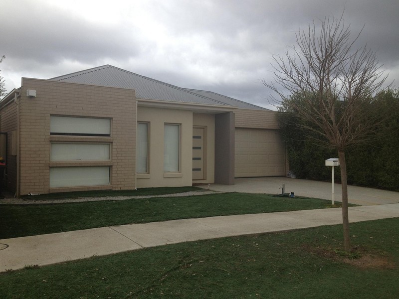 15 Muscat Avenue, Burnside Heights VIC 3023