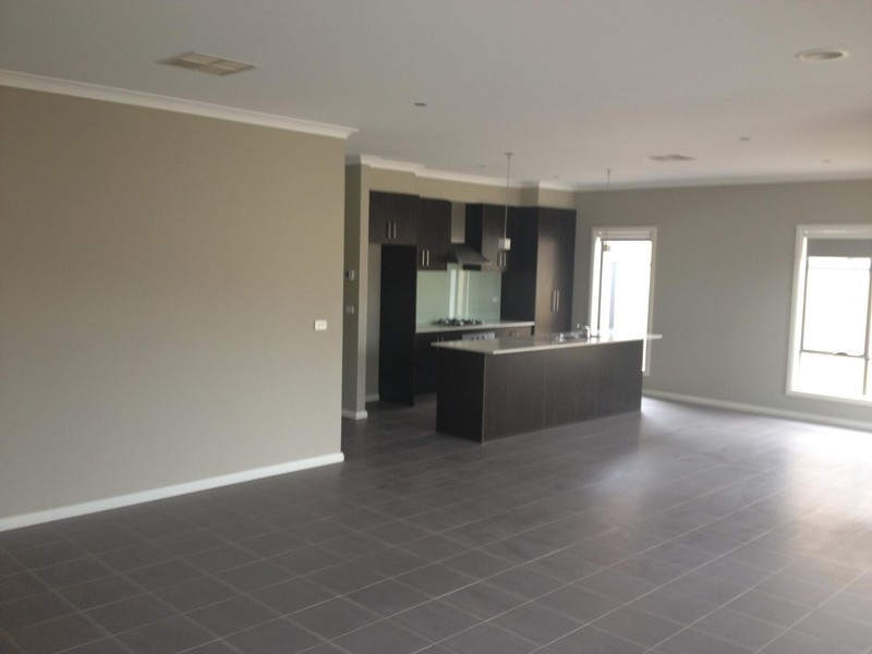 34 Katrina Drive, Burnside Heights VIC 3023