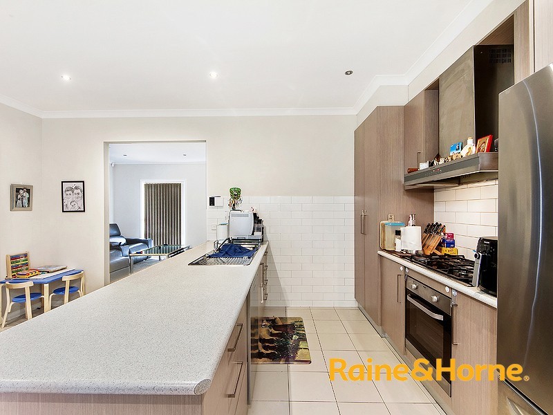 9 BRINDALEE WAY, Hillside VIC 3037