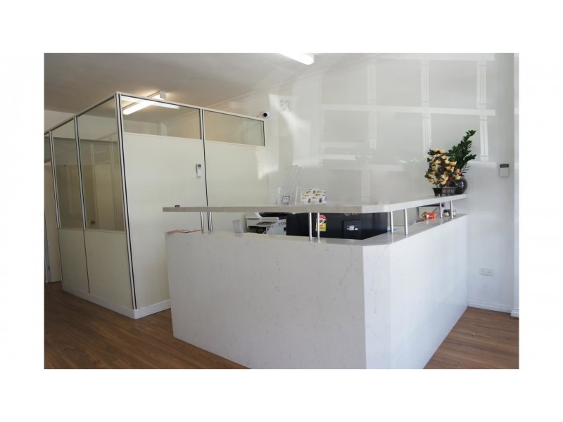 63 MAIN ROAD, St Albans VIC 3021