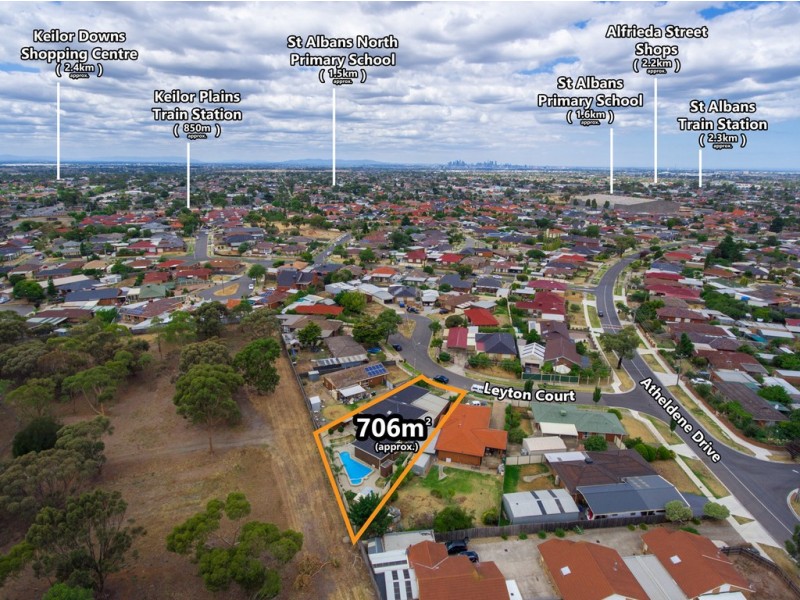 4 LEYTON COURT, St Albans VIC 3021