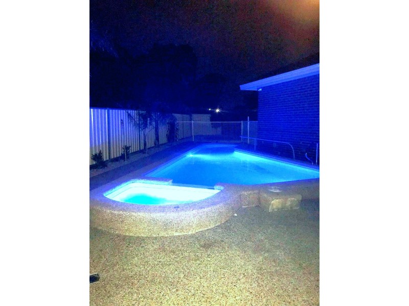 4 LEYTON COURT, St Albans VIC 3021