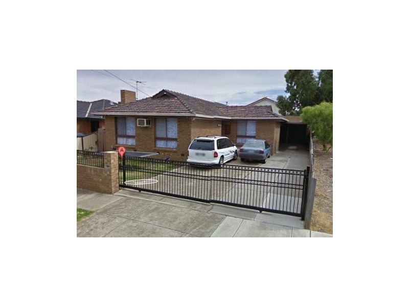 2 Dover St, St Albans VIC 3021