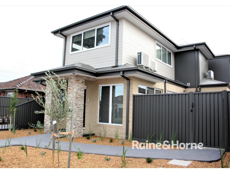 1/5 Emily Street, St Albans VIC 3021