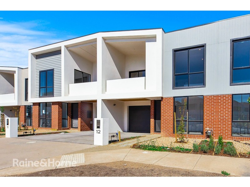 12 Montgomery Court, St Albans VIC 3021