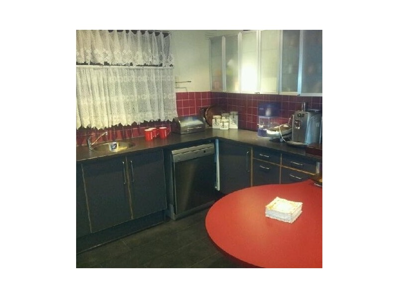 62 Atheldene Drive, St Albans VIC 3021