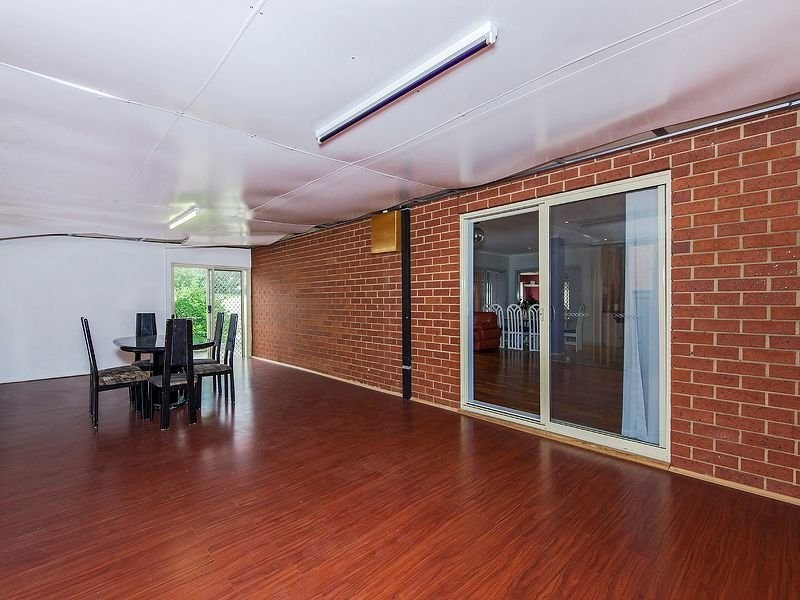 4 Solomon Drive, Cairnlea VIC 3023