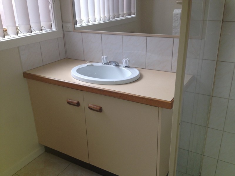 8 Kiparra Close, St Albans VIC 3021