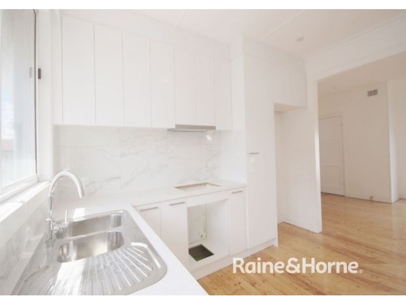 1/24 BARRIE COURT, Braybrook VIC 3019