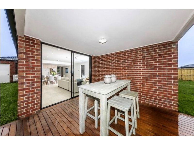 12 BRUNSWICK DRIVE, Truganina VIC 3029