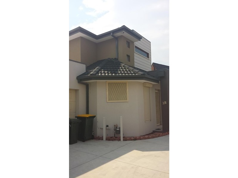 3/8 Albert Crescent, St Albans VIC 3021