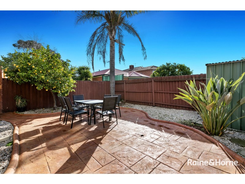 78 YEATS DRIVE, Delahey VIC 3037