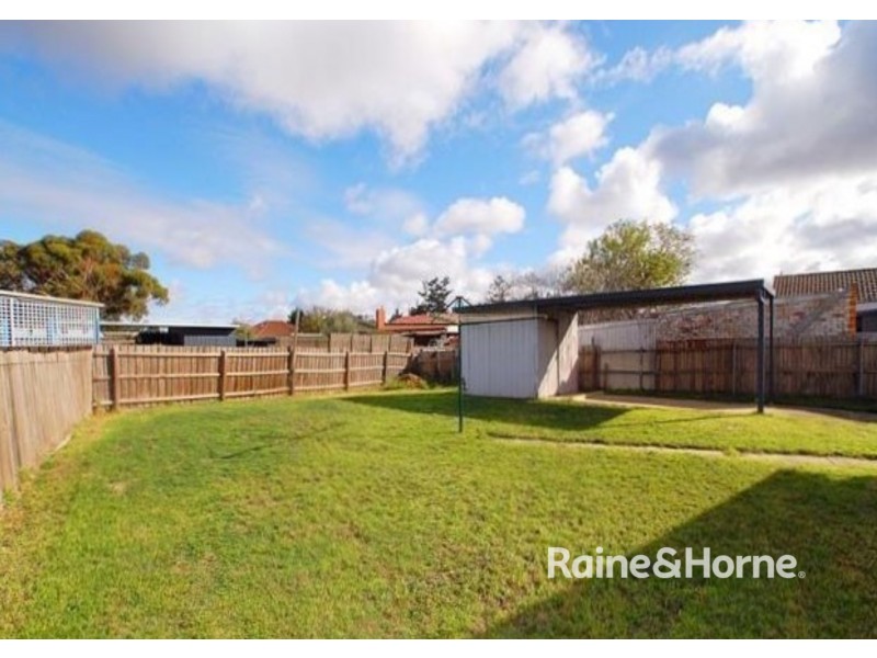 102 MARKET ROAD, Werribee VIC 3030