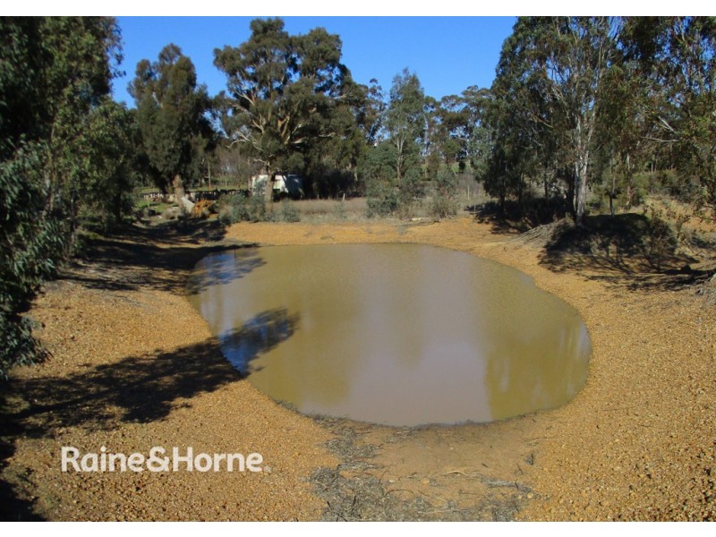 984 FOGARTYS GAP RD, Walmer VIC 3463