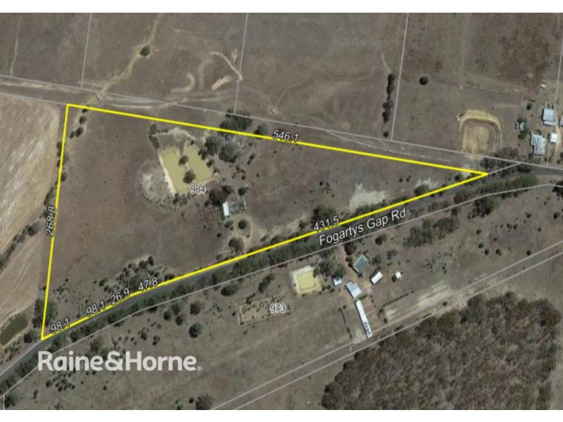 984 FOGARTYS GAP ROAD, Walmer VIC 3463