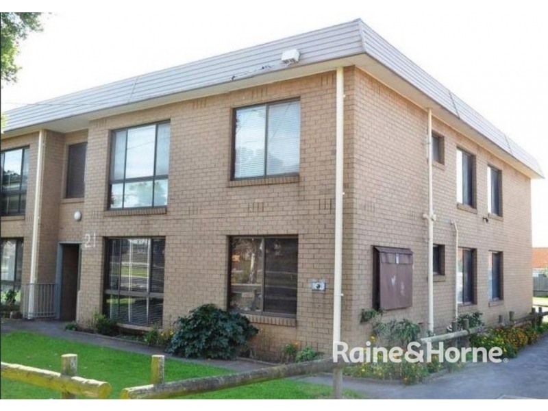 2/21 ST ALBANS ROAD, St Albans VIC 3021