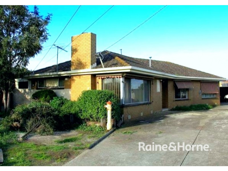 7 MOFFATT CRESCENT, Hoppers Crossing VIC 3029