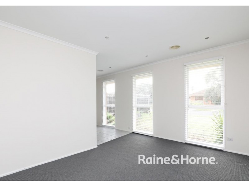 20 PERRY CLOSE, Melton VIC 3337