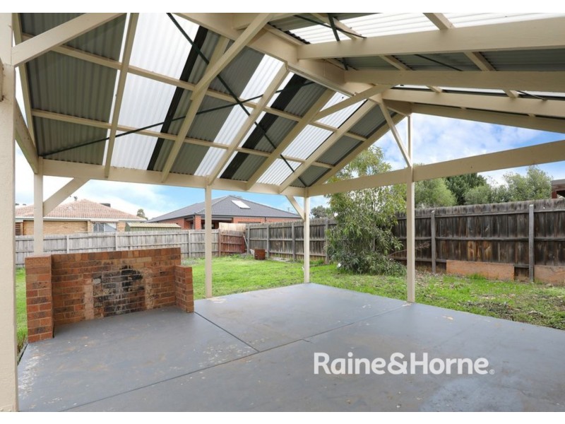 20 PERRY CLOSE, Melton VIC 3337