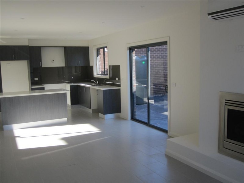 3/160 Biggs Street, St Albans VIC 3021