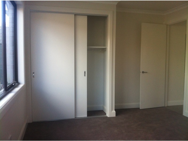 2/7 Thomas Street, St Albans VIC 3021