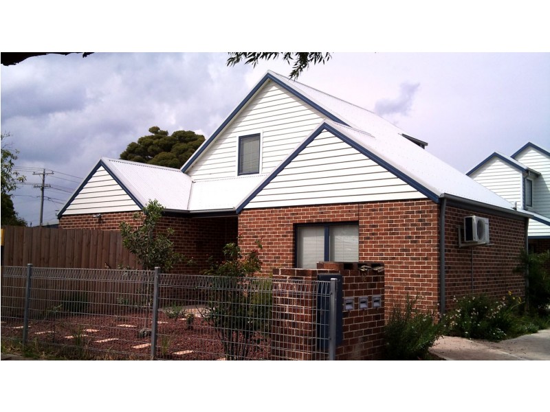 1/12 Emily Street, St Albans VIC 3021