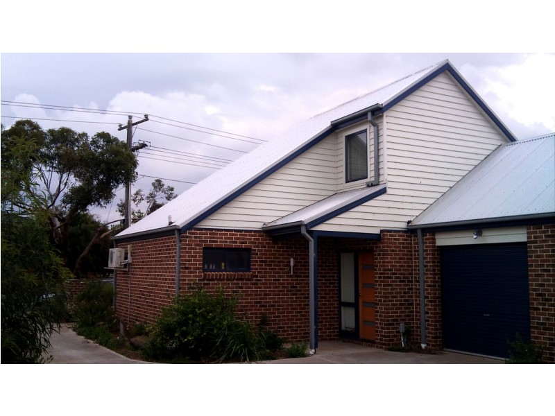 1/12 Emily Street, St Albans VIC 3021