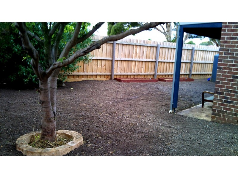 1/12 Emily Street, St Albans VIC 3021