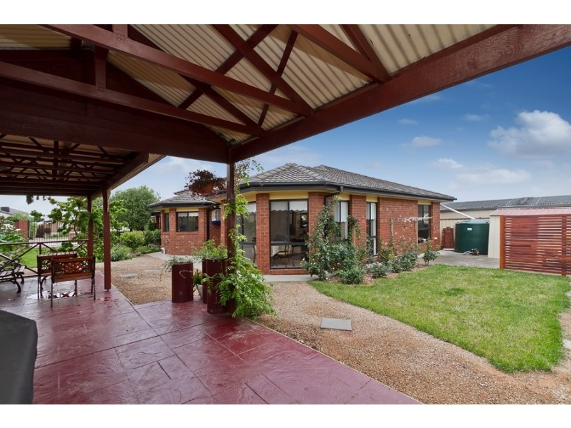 5 Wetherby Crt, Hillside VIC 3037
