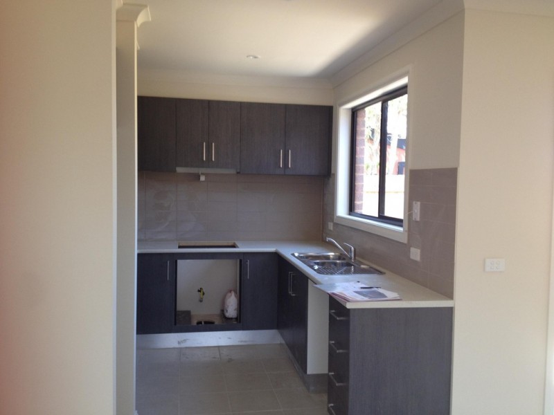 1/25 Ruth Street, St Albans VIC 3021