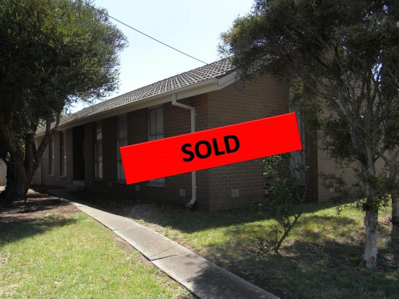 54 Warmington Road, Sunshine West VIC 3020
