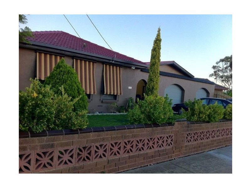 24 Diamond Avenue, Albanvale VIC 3021