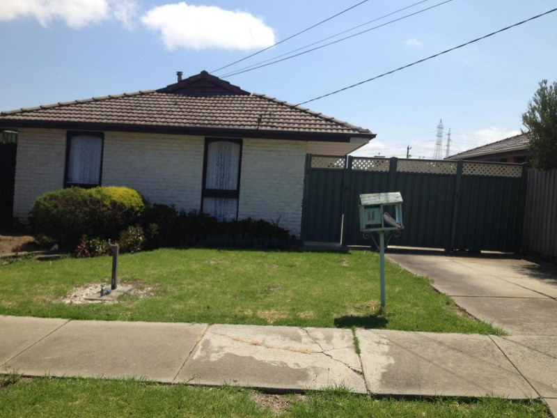 11 Ferris Avenue, Deer Park VIC 3023