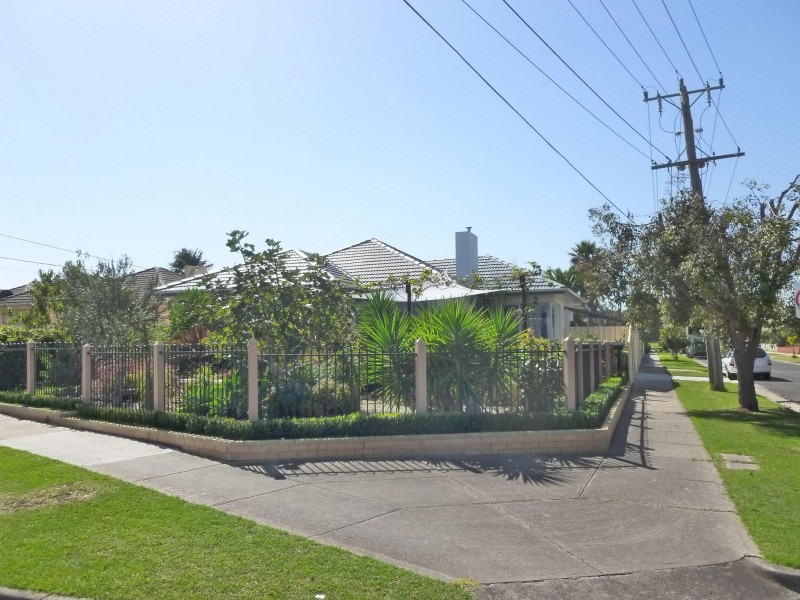 44 Rhodes Street, St Albans VIC 3021