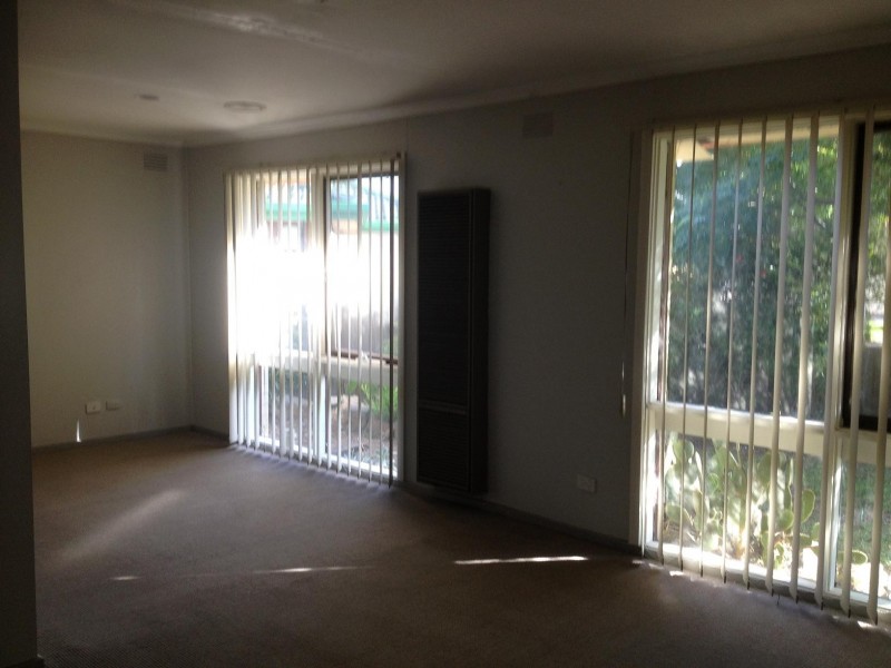 12 Gibbon Court, St Albans VIC 3021