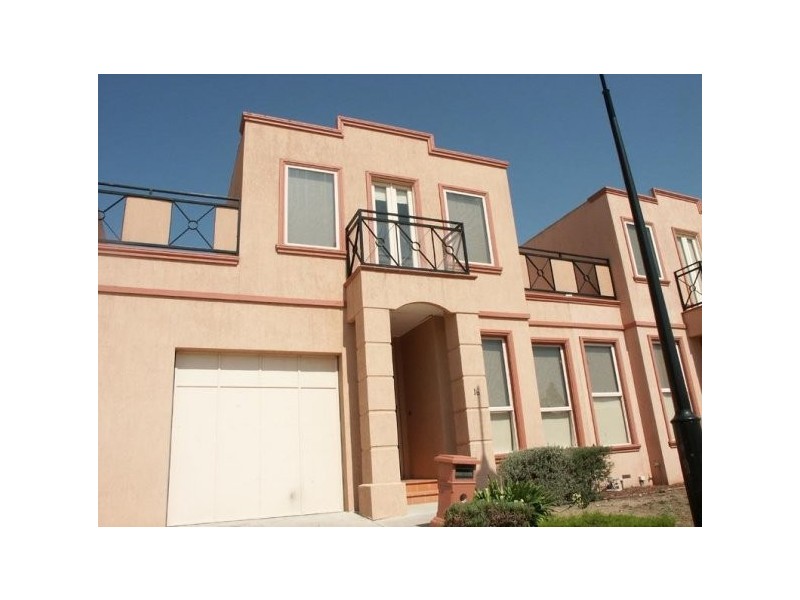 16 Georgia Place, Kealba VIC 3021