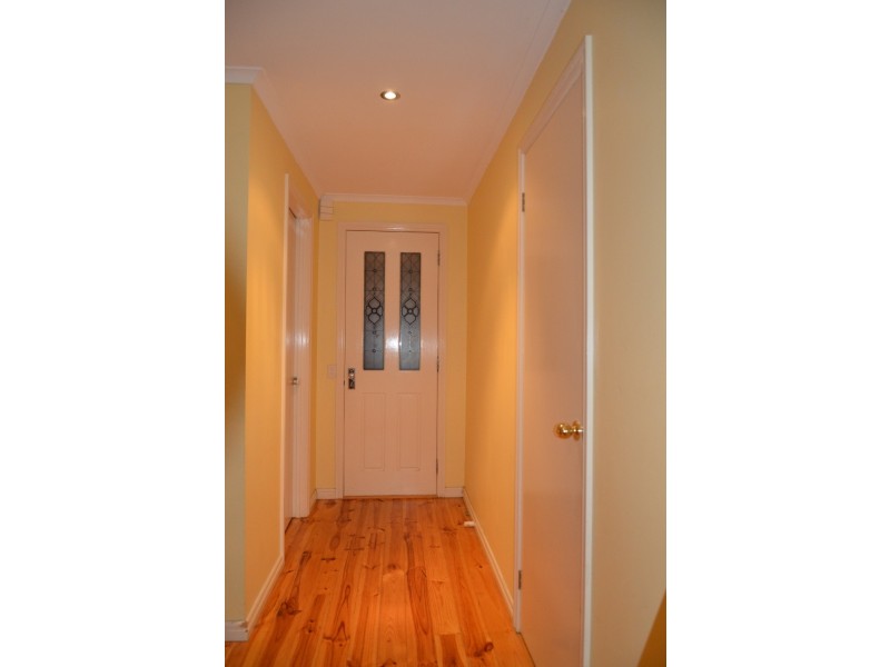 16 Georgia Place, Kealba VIC 3021