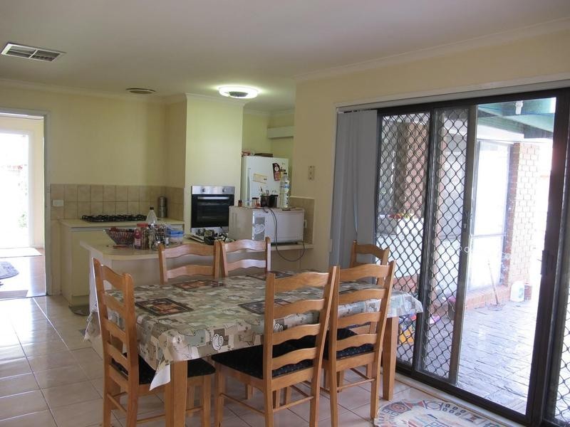 94 Kurung Drive, Kings Park VIC 3021