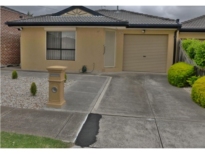 22A Corunna Avenue, St Albans VIC 3021