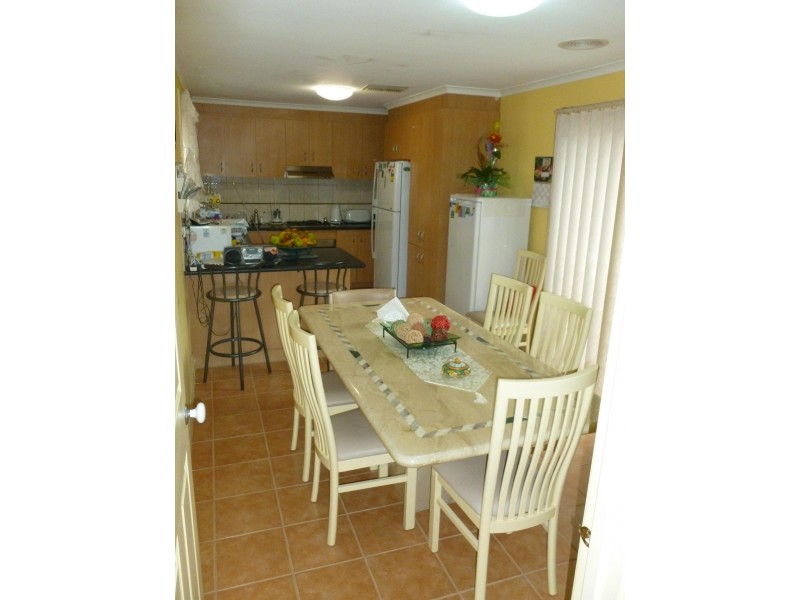 22A Corunna Avenue, St Albans VIC 3021