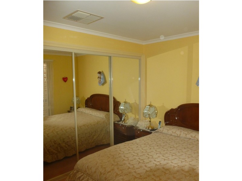 22A Corunna Avenue, St Albans VIC 3021