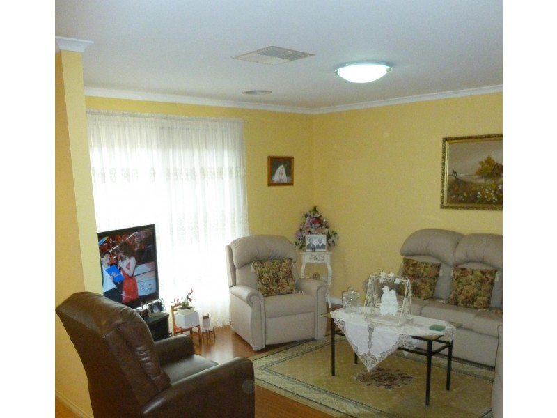 22A Corunna Avenue, St Albans VIC 3021